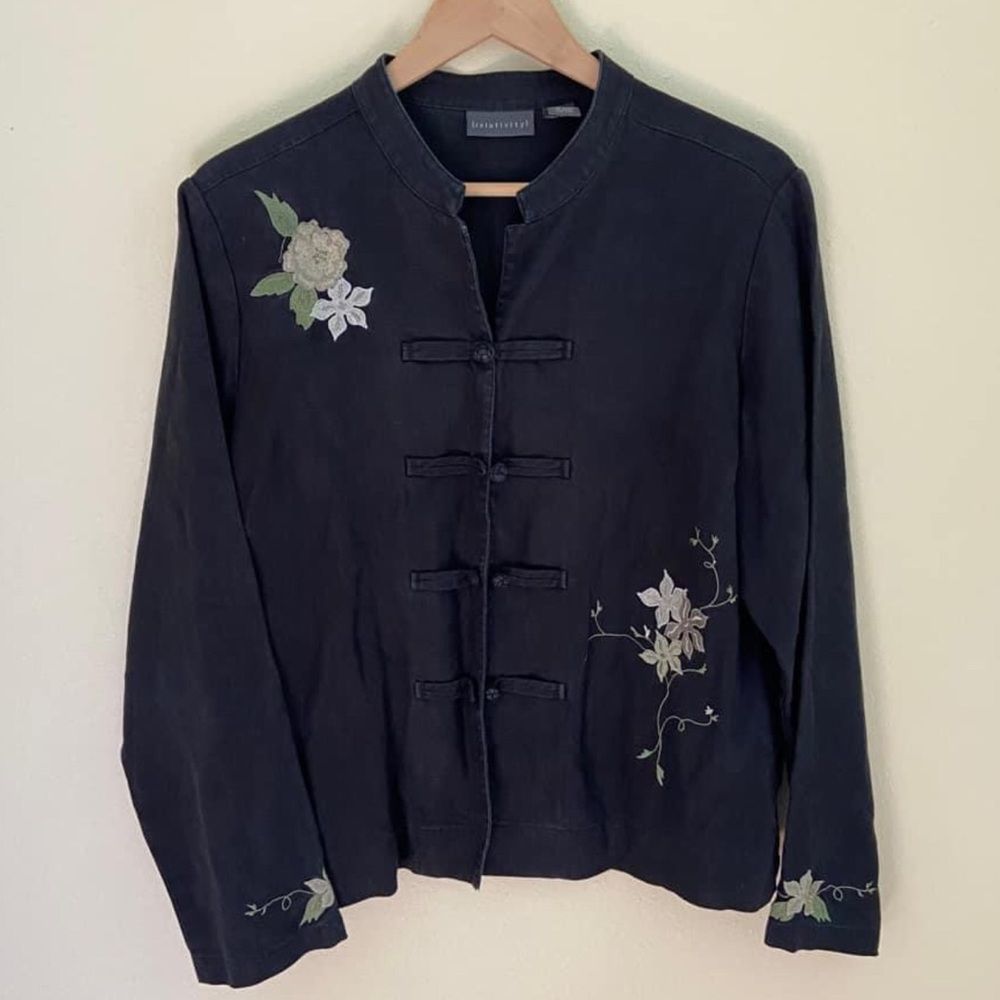 RELATIVITY Jacket Black Asian Inspired Embroidery Toggle Closure Linen Size L